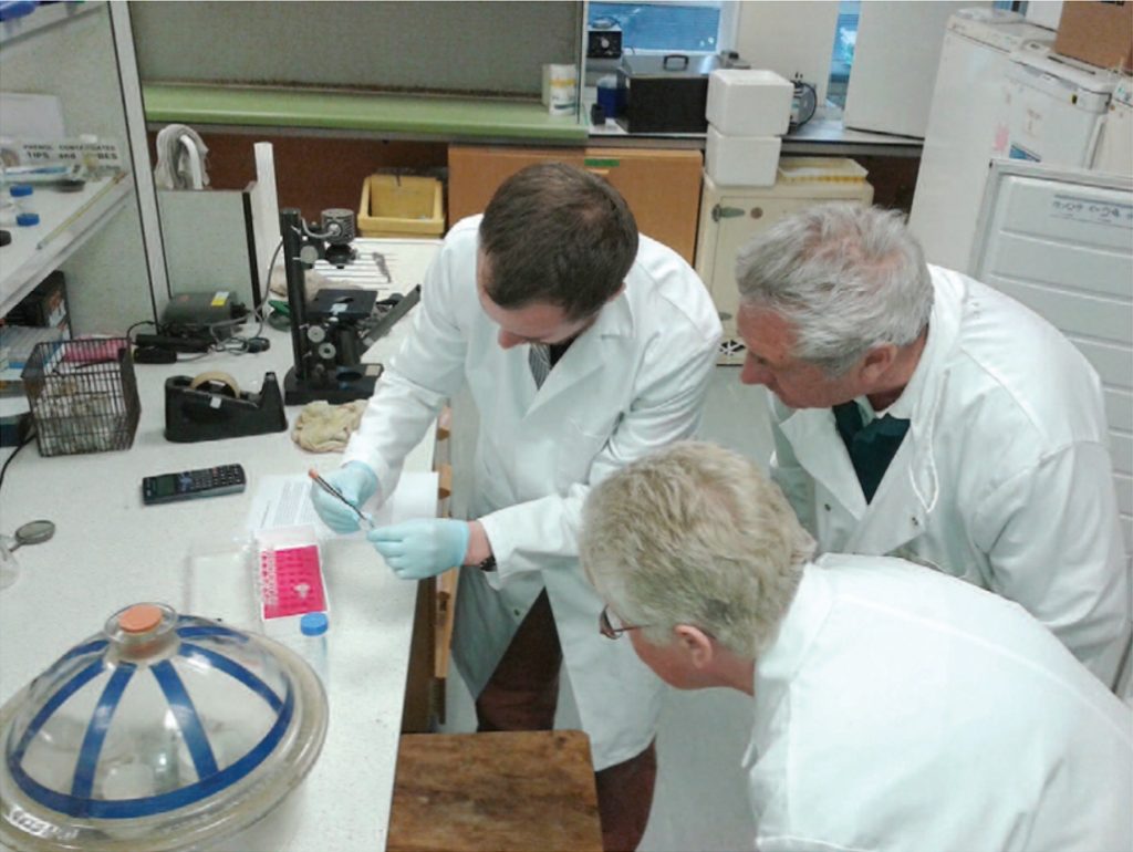 Members of the PFRN learning DNA barcoding at Aberystwyth University.